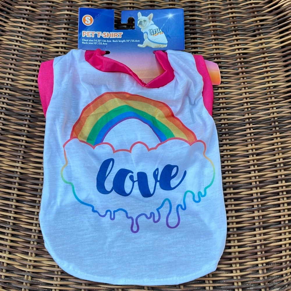 Pet T-shirt